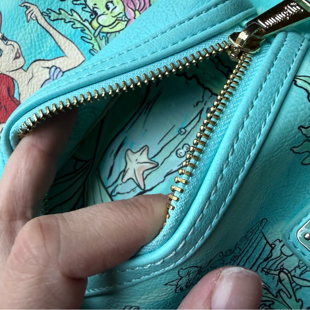 Loungefly Disney Little Mermaid Kiss the Girl Mini Backpack Used Some Lt Stains - Picture 12 of 12